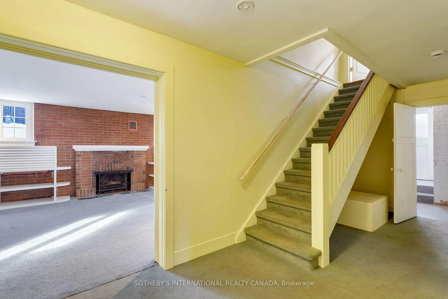 Photo 36 of 16 Rose Park Crescent, Toronto, Rosedale-Moore Park — HOMEH