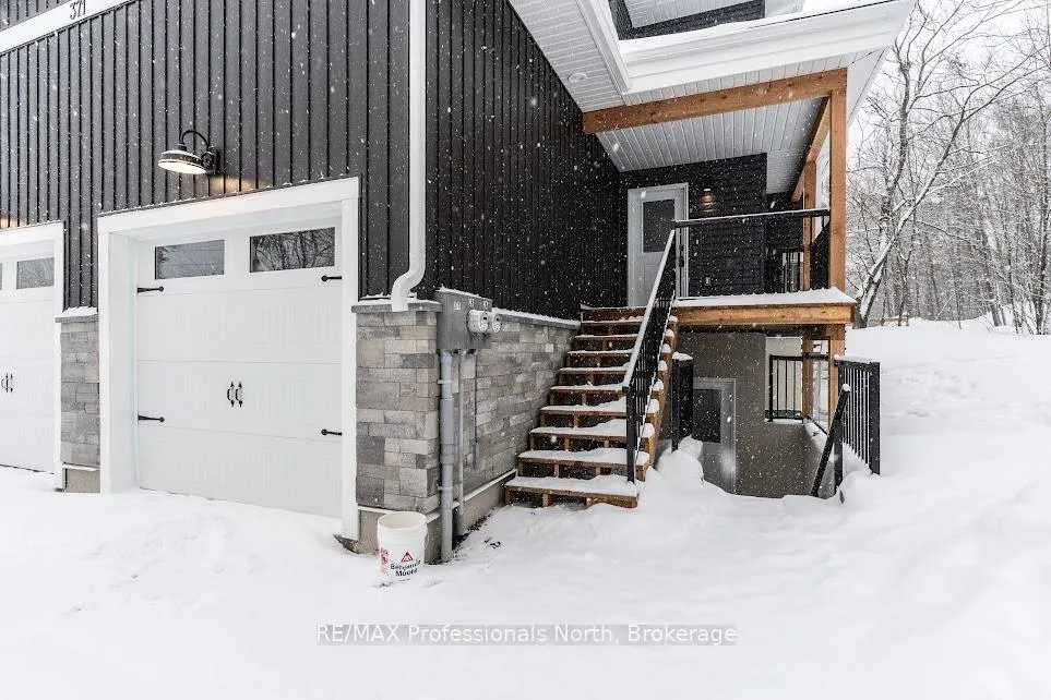 Photo 2 of Unit 2A, 371 Muskoka Beach Road, Gravenhurst, Muskoka (S) — HOMEH