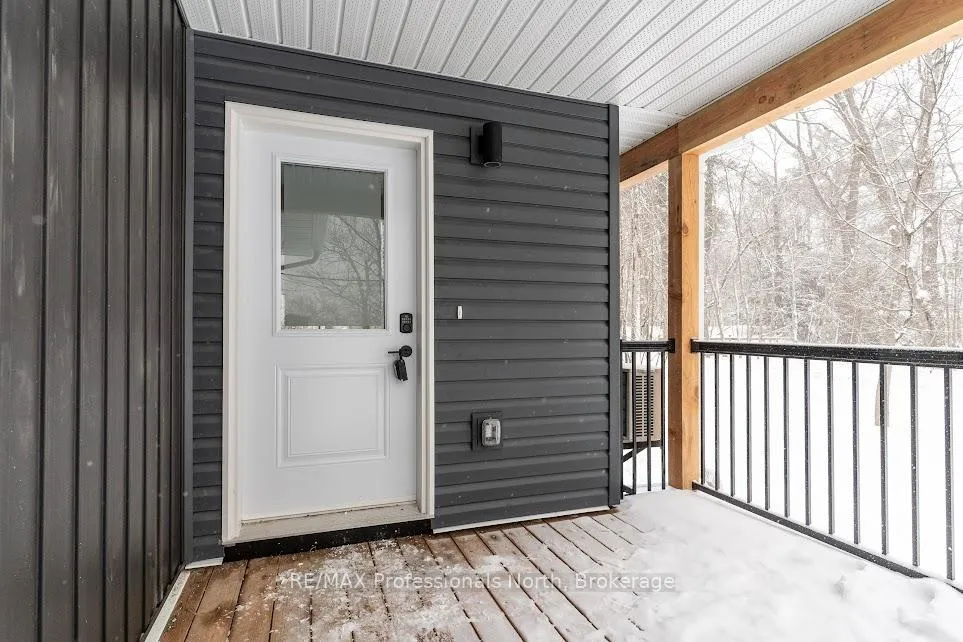 Photo 3 of Unit 2A, 371 Muskoka Beach Road, Gravenhurst, Muskoka (S) — HOMEH