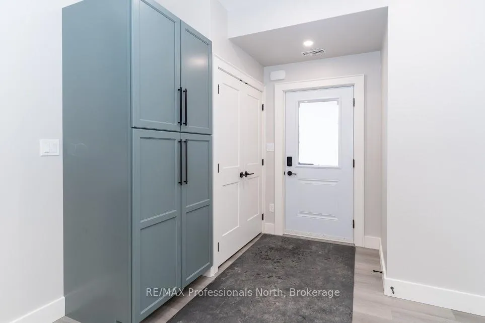 Photo 5 of Unit 2A, 371 Muskoka Beach Road, Gravenhurst, Muskoka (S) — HOMEH
