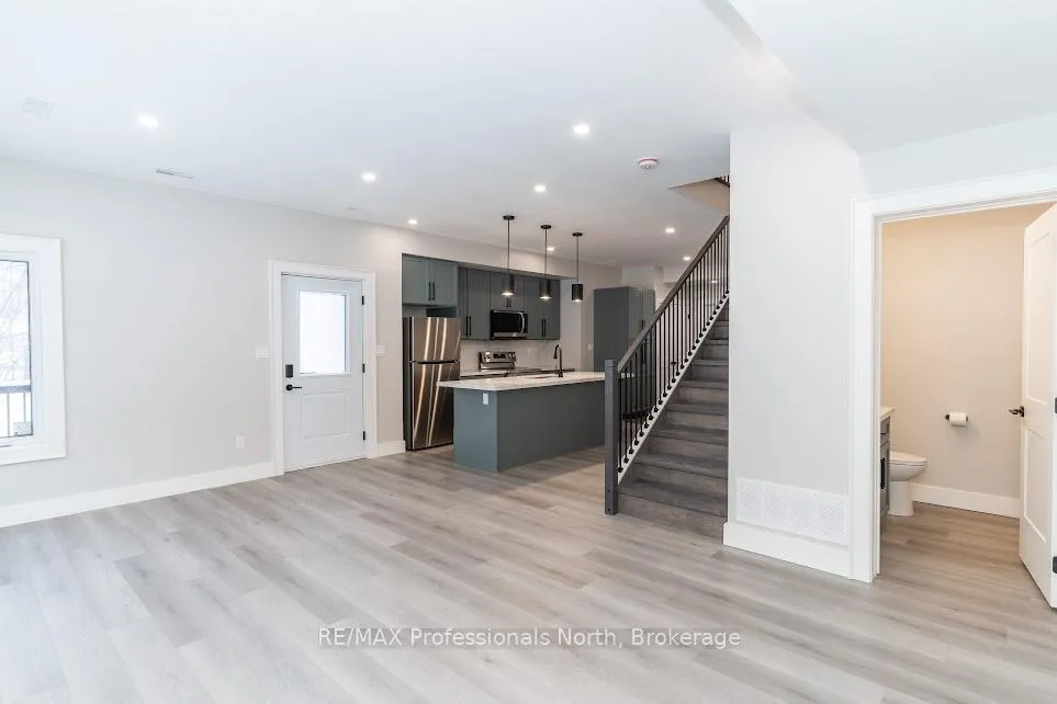 Photo 12 of Unit 2A, 371 Muskoka Beach Road, Gravenhurst, Muskoka (S) — HOMEH