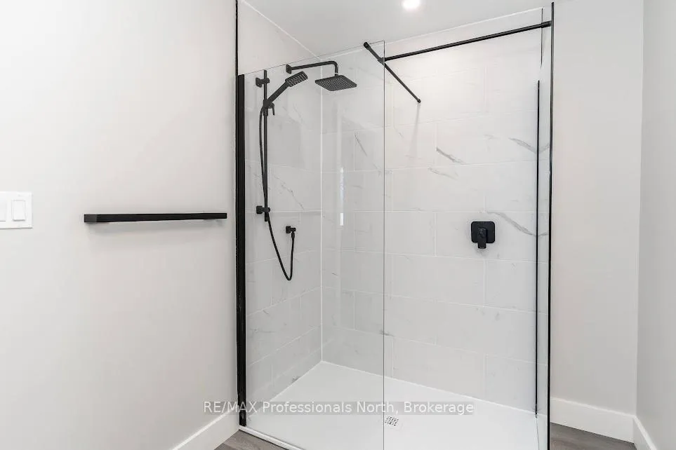 Photo 18 of Unit 2A, 371 Muskoka Beach Road, Gravenhurst, Muskoka (S) — HOMEH
