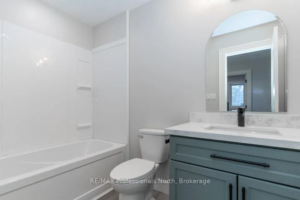 Photo 26 of Unit 2A, 371 Muskoka Beach Road, Gravenhurst, Muskoka (S) — HOMEH