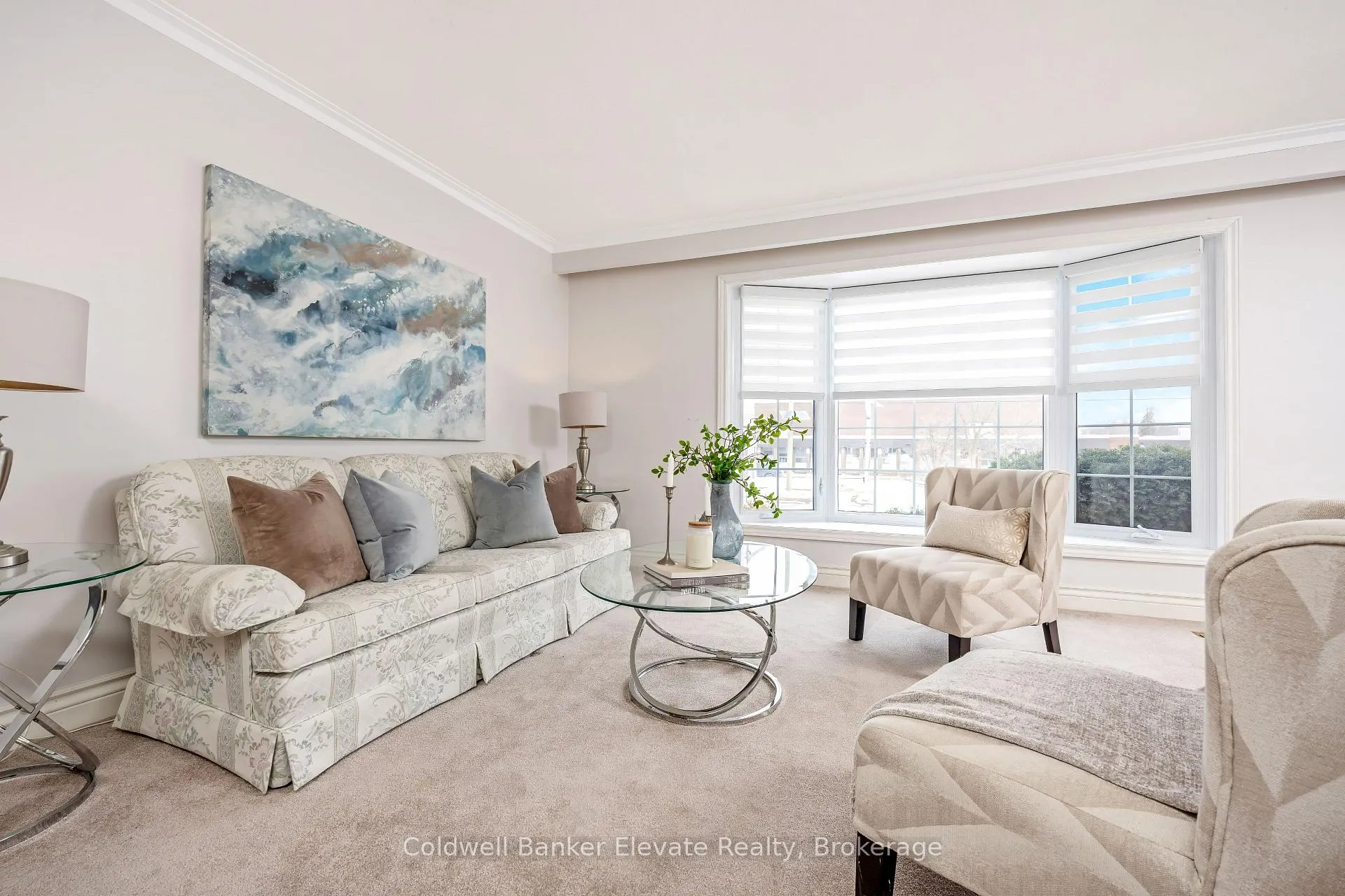 Photo 9 of 234 Delrex Boulevard, Halton Hills, Georgetown — HOMEH