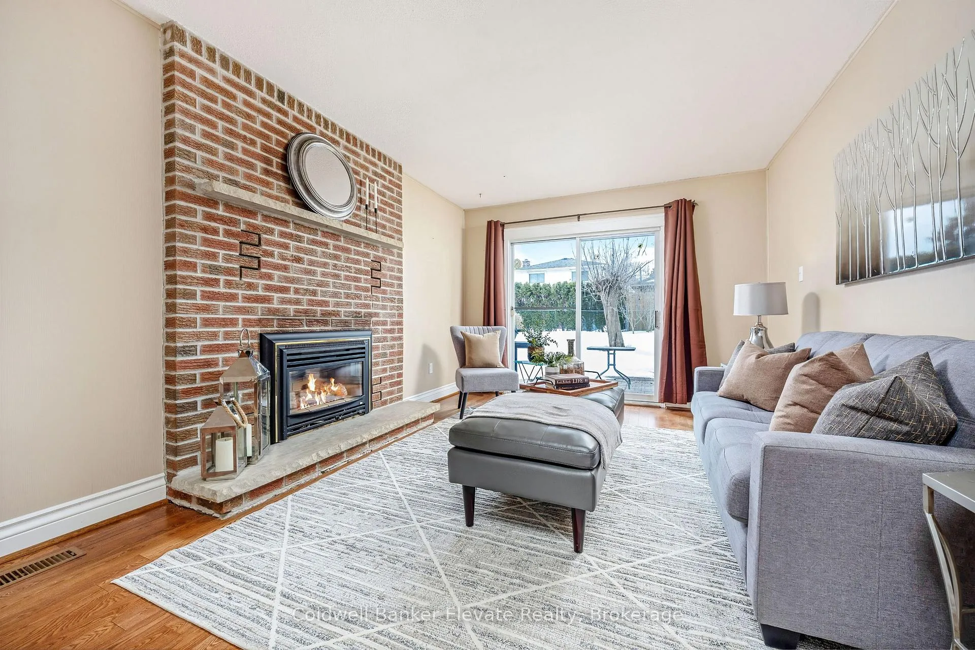 Photo 20 of 234 Delrex Boulevard, Halton Hills, Georgetown — HOMEH