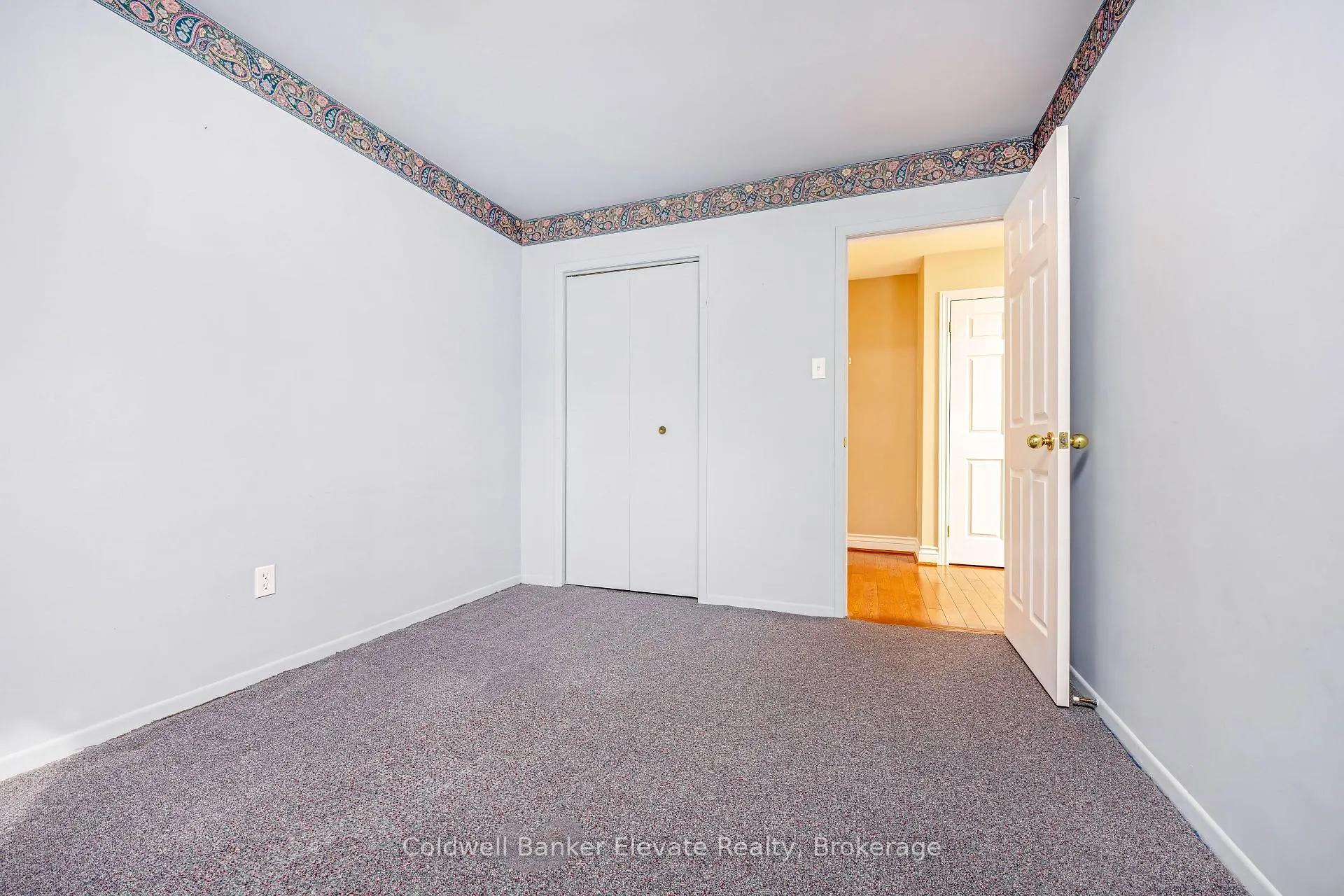 Photo 26 of 234 Delrex Boulevard, Halton Hills, Georgetown — HOMEH