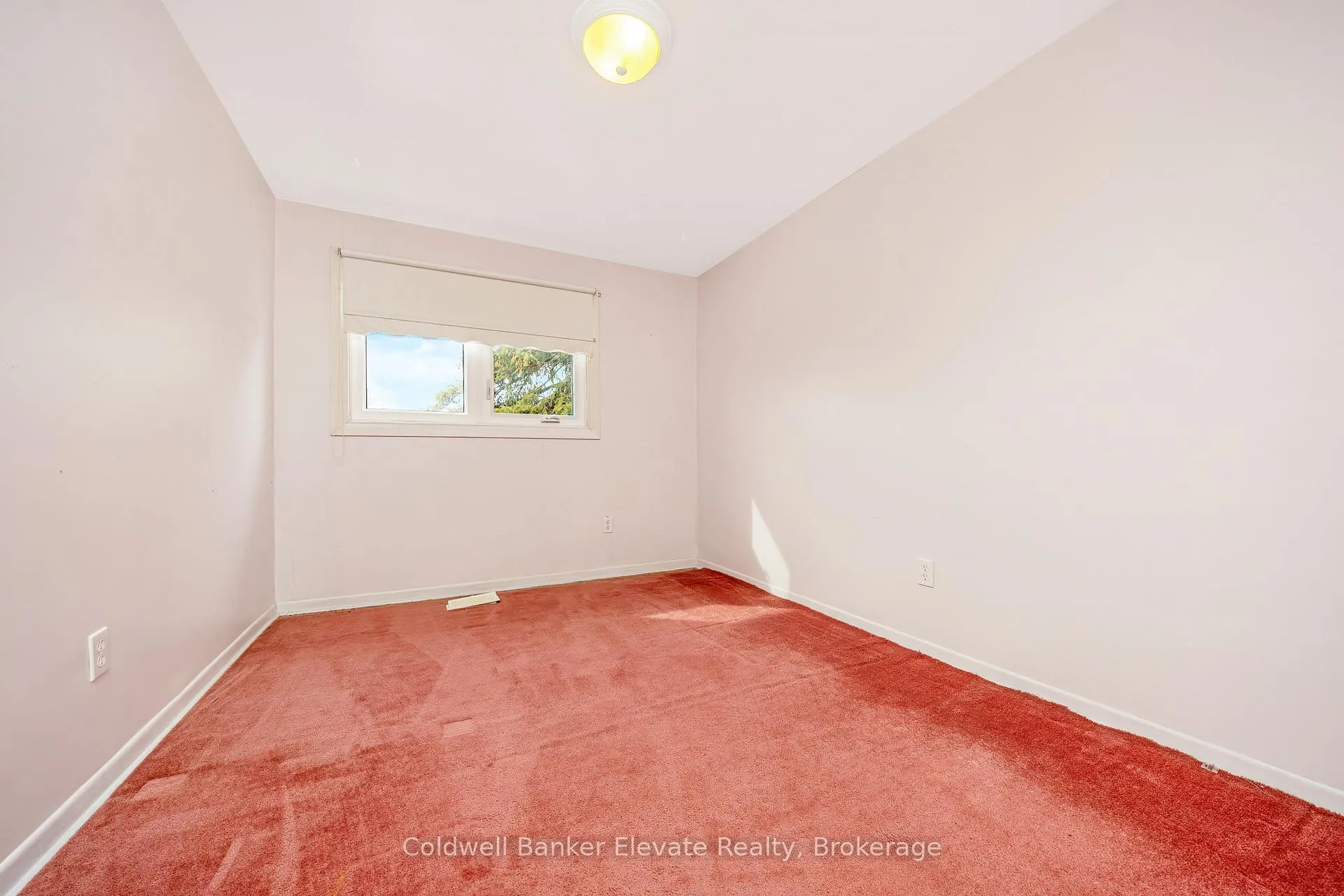Photo 31 of 234 Delrex Boulevard, Halton Hills, Georgetown — HOMEH