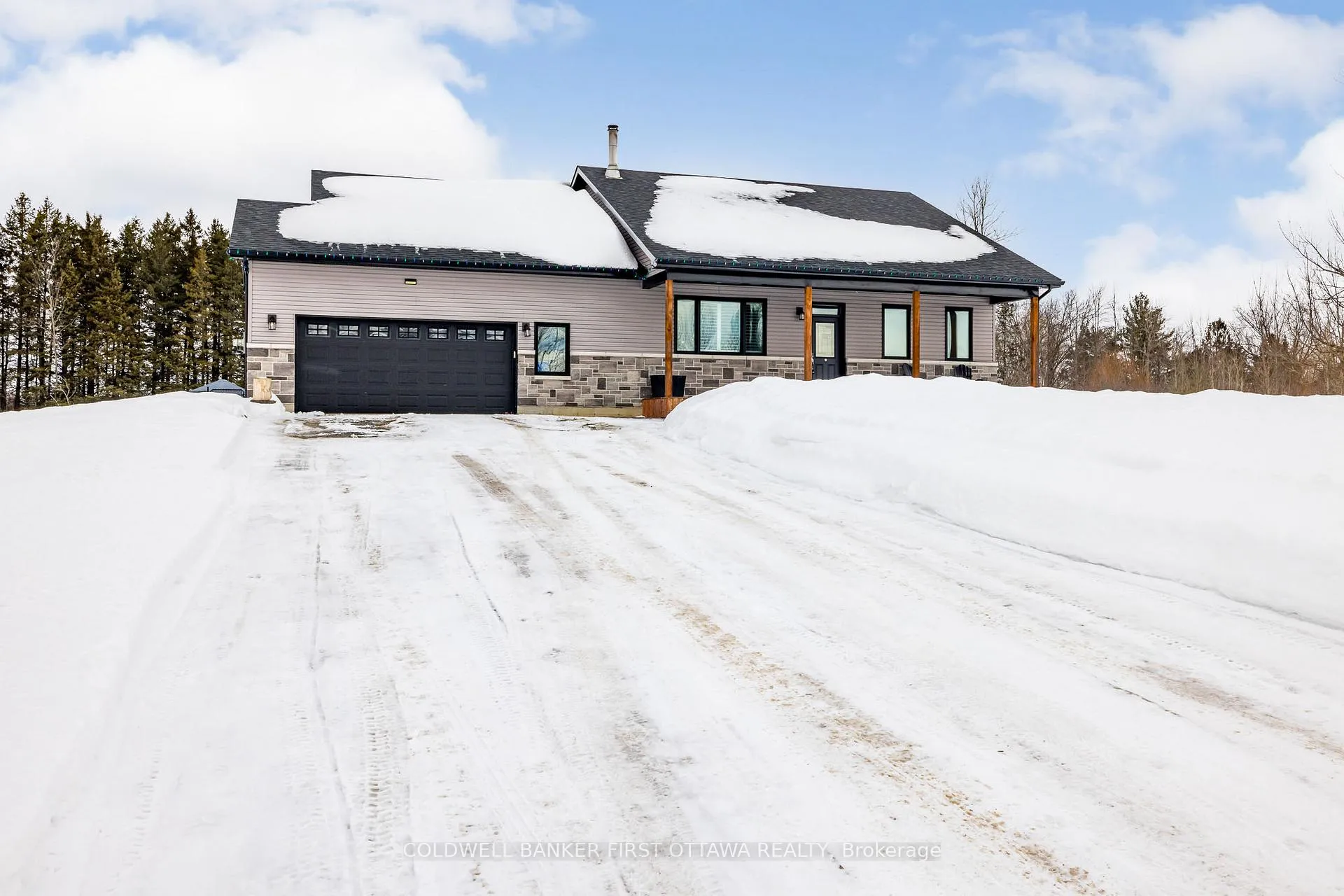 Photo 3 of 120 Stirling Crescent, North Grenville, North Grenville Twp (Kemptville South) — HOMEH