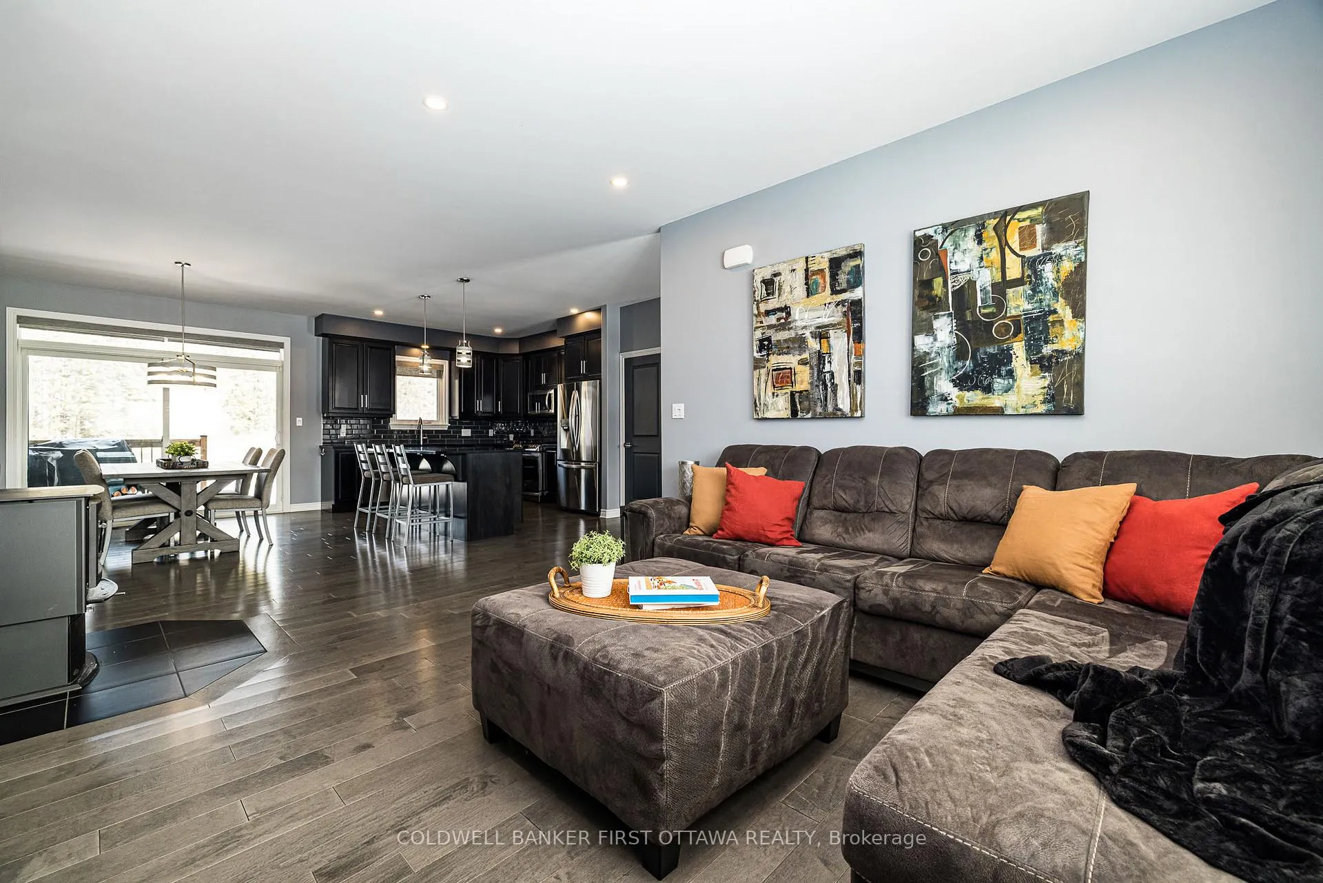 Photo 9 of 120 Stirling Crescent, North Grenville, North Grenville Twp (Kemptville South) — HOMEH