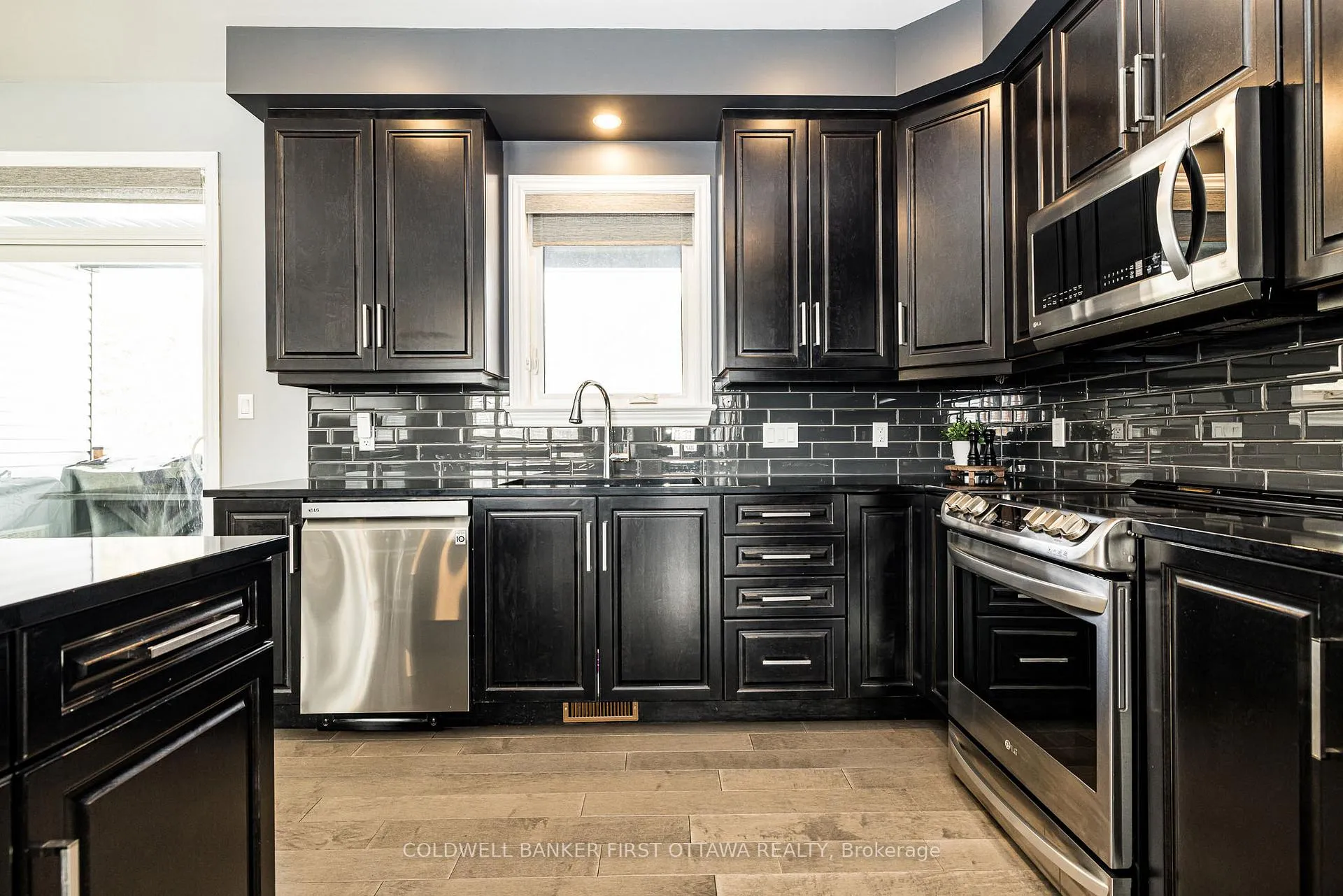 Photo 14 of 120 Stirling Crescent, North Grenville, North Grenville Twp (Kemptville South) — HOMEH