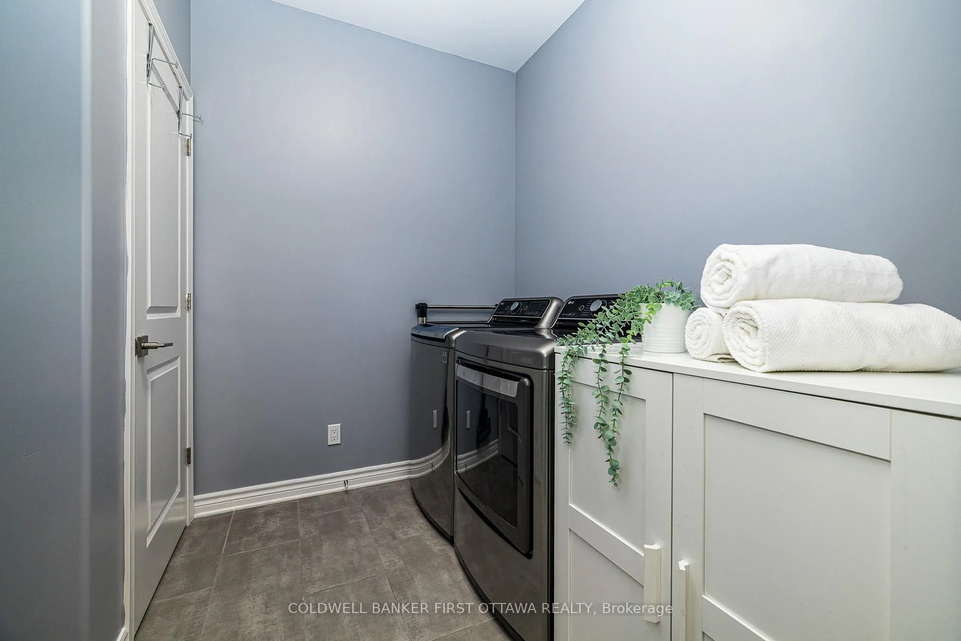 Photo 31 of 120 Stirling Crescent, North Grenville, North Grenville Twp (Kemptville South) — HOMEH