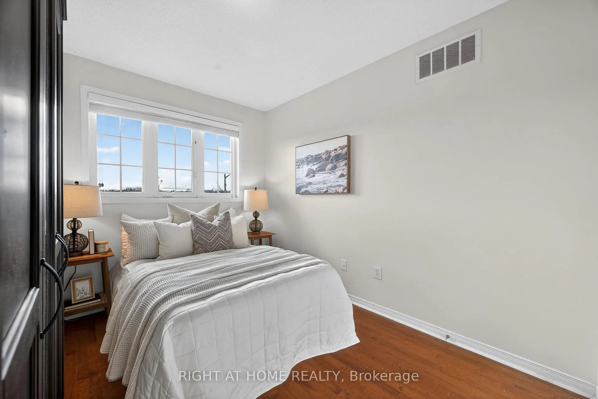 Photo 34 of Unit 12, 1070 Glenbourne Drive, Oshawa, Pinecrest — HOMEH