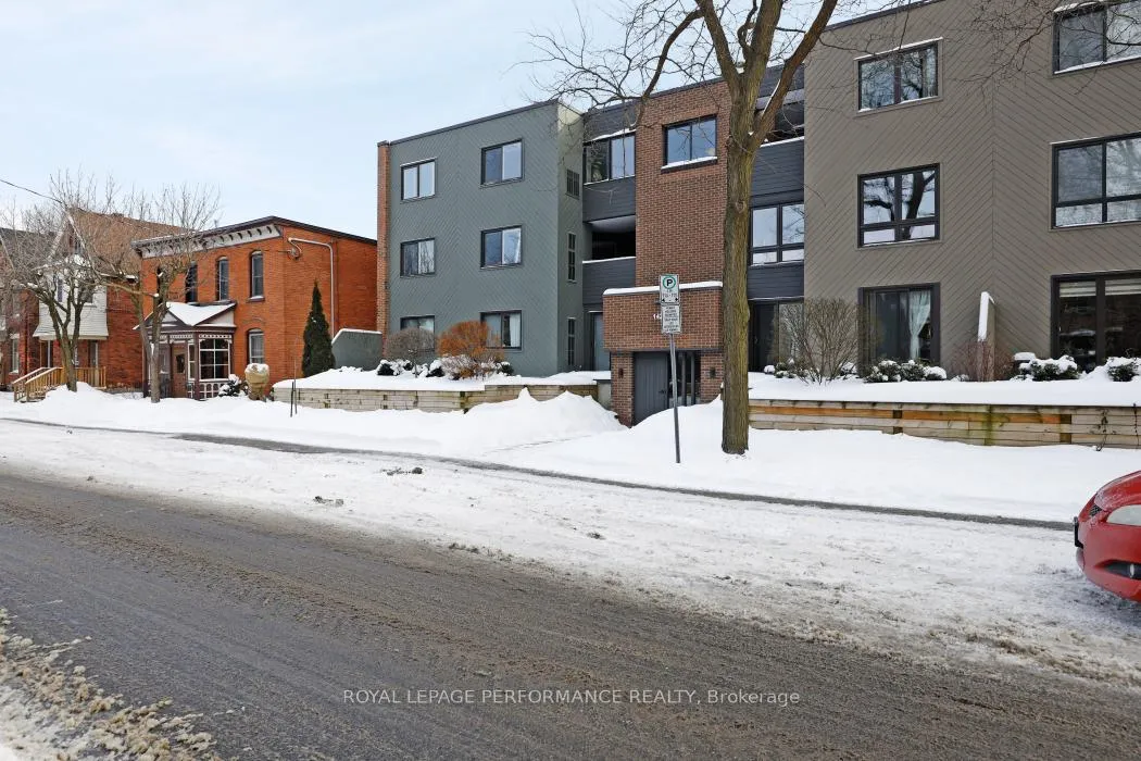 Photo 2 of Unit 2D, 142 Waverley Street, Ottawa, Ottawa Centre/Golden Triangle — HOMEH
