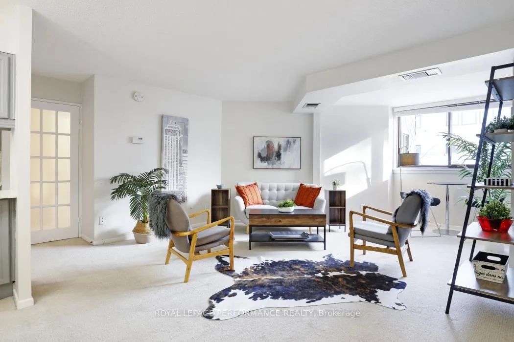 Photo 7 of Unit 2D, 142 Waverley Street, Ottawa, Ottawa Centre/Golden Triangle — HOMEH