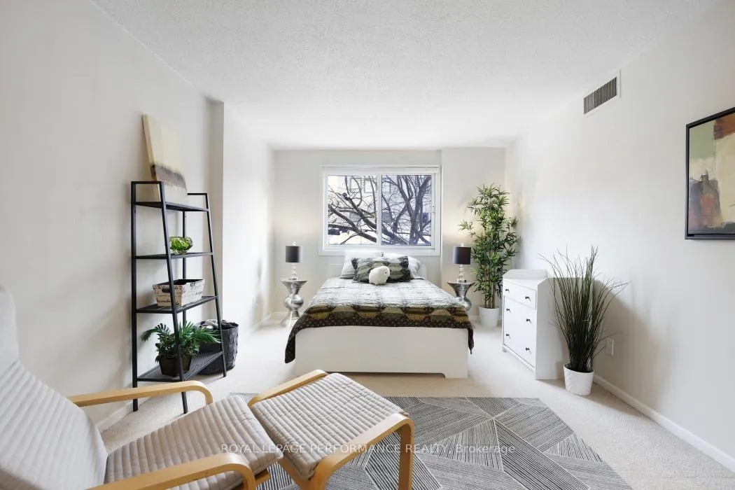 Photo 23 of Unit 2D, 142 Waverley Street, Ottawa, Ottawa Centre/Golden Triangle — HOMEH