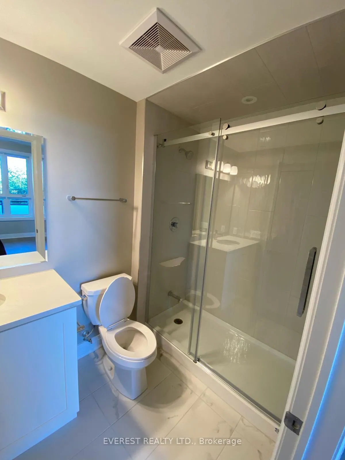 Photo 2 of Unit 114, 50 Kaitting Trail, Oakville, Glenorchy — HOMEH