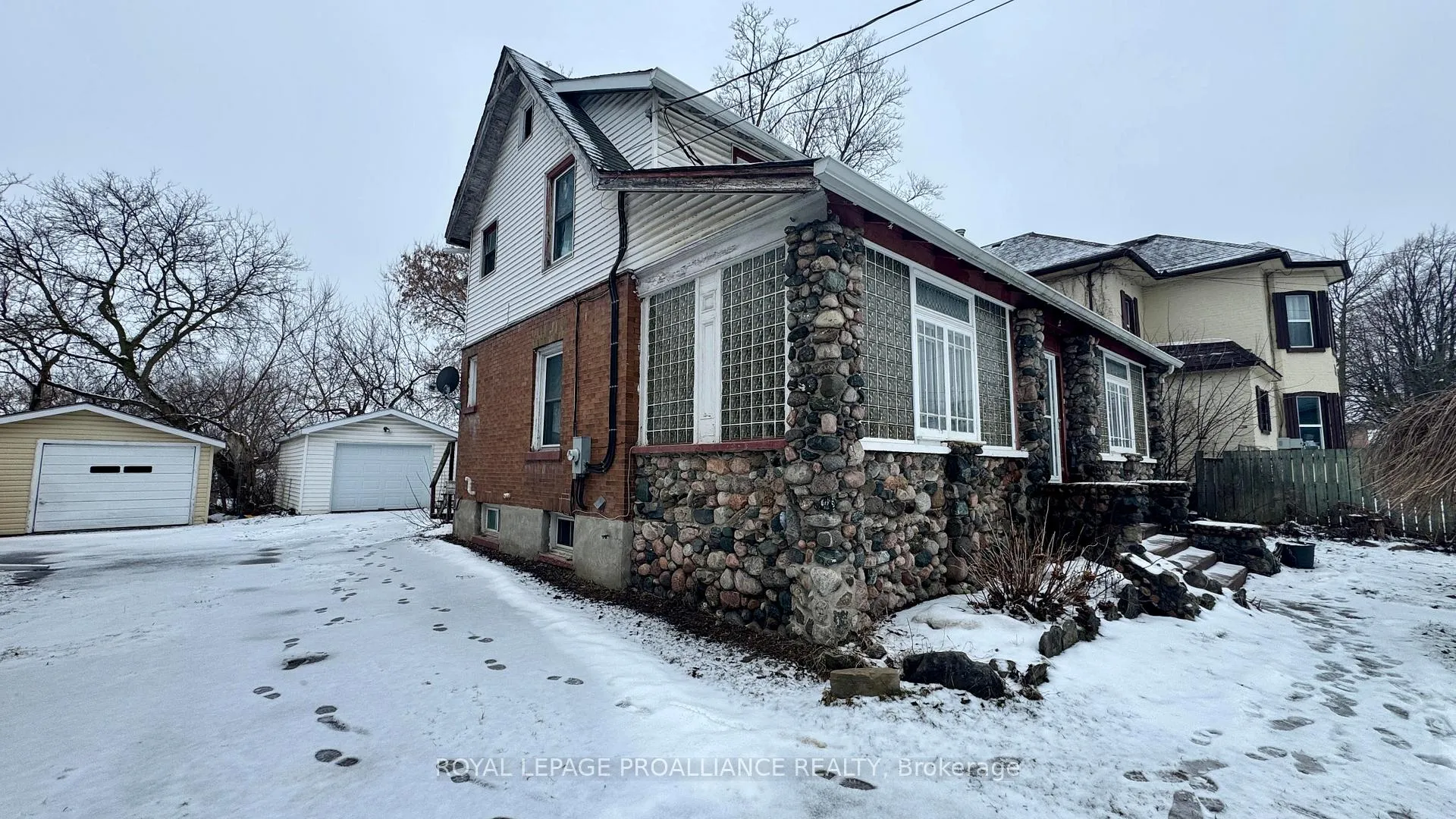 Front of 36 Marmora Street