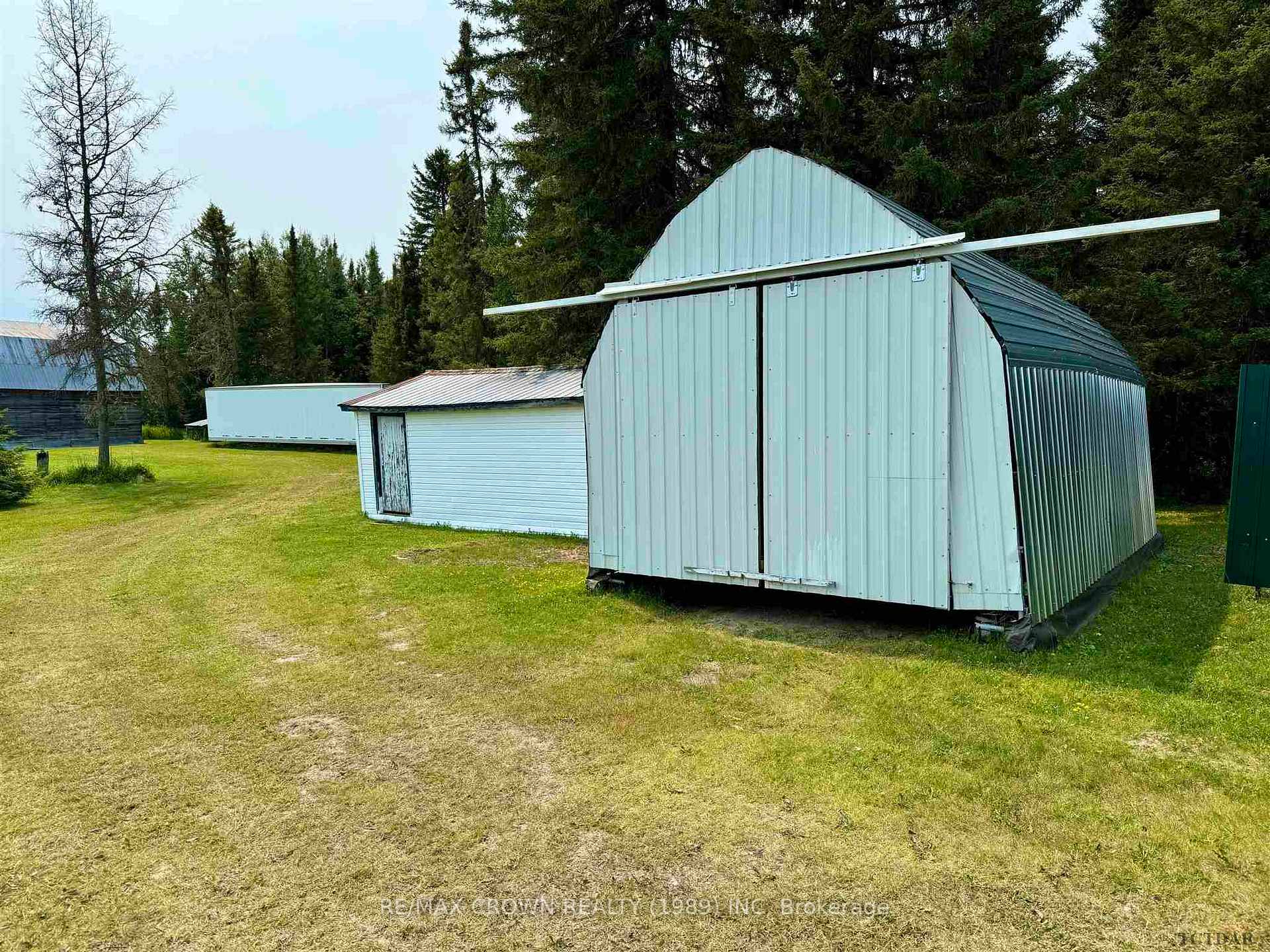 Photo 38 of 298 Highway 11, Kapuskasing — HOMEH