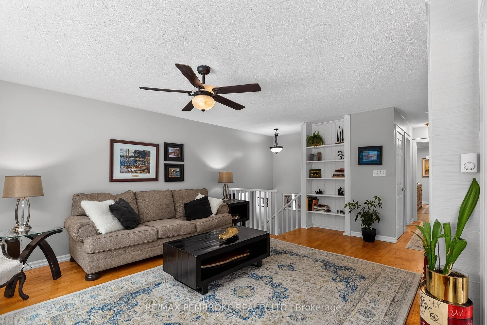 Photo 7 of 666 Doran Road, Petawawa — HOMEH