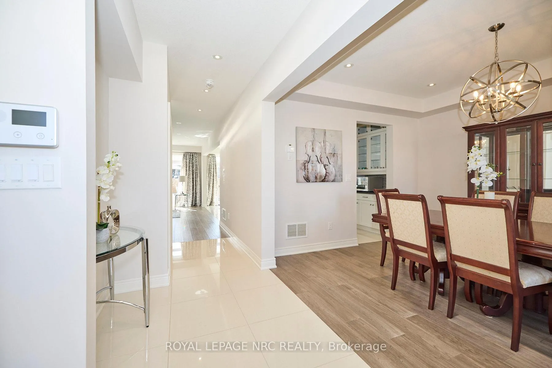 Photo 12 of 9324 Madison Crescent, Niagara Falls, Forestview — HOMEH
