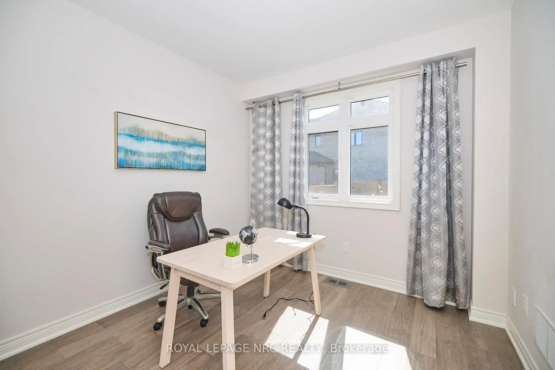 Photo 18 of 9324 Madison Crescent, Niagara Falls, Forestview — HOMEH