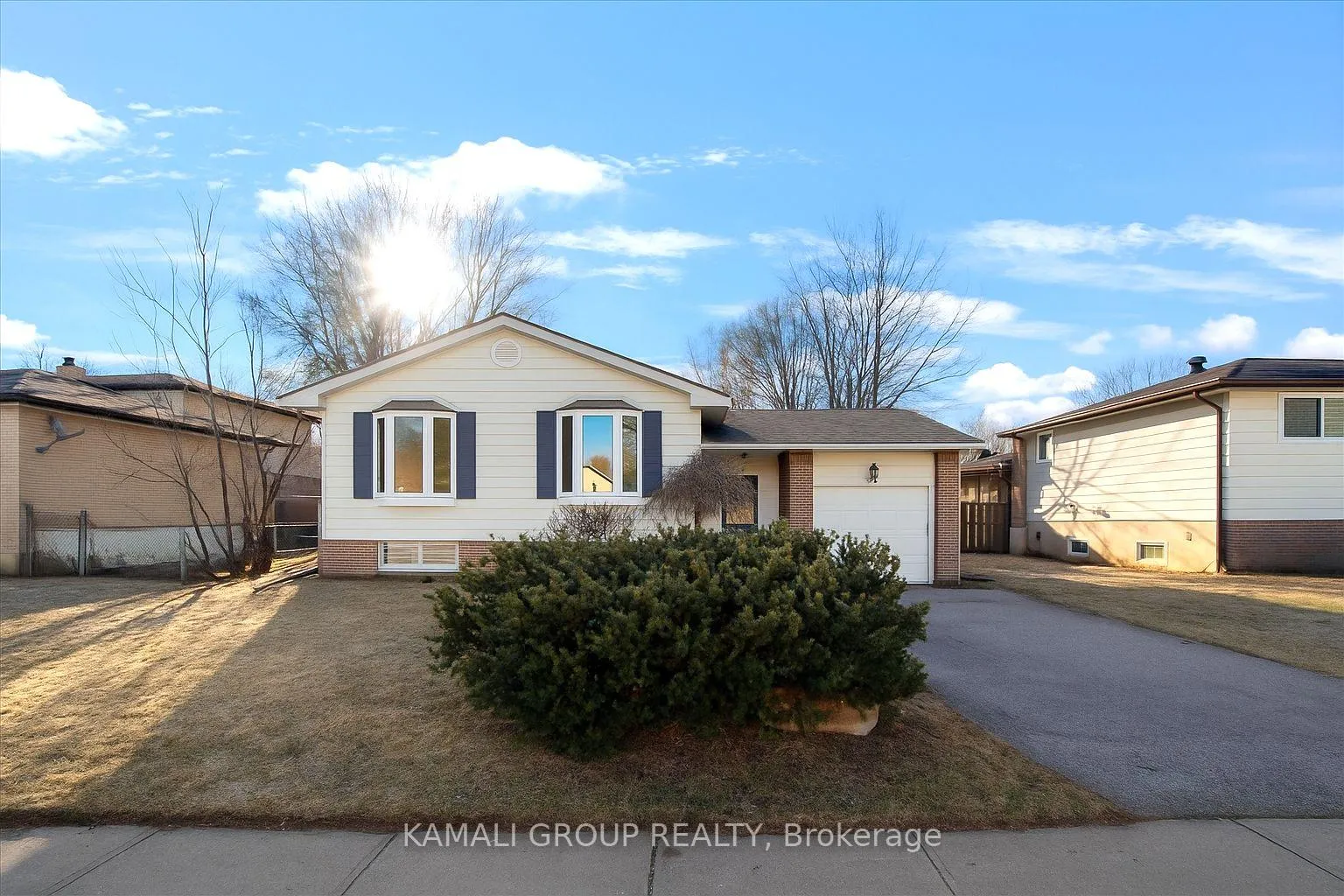 Photo 2 of Unit BSMT, 78 College Crescent, Barrie, Georgian Drive — HOMEH