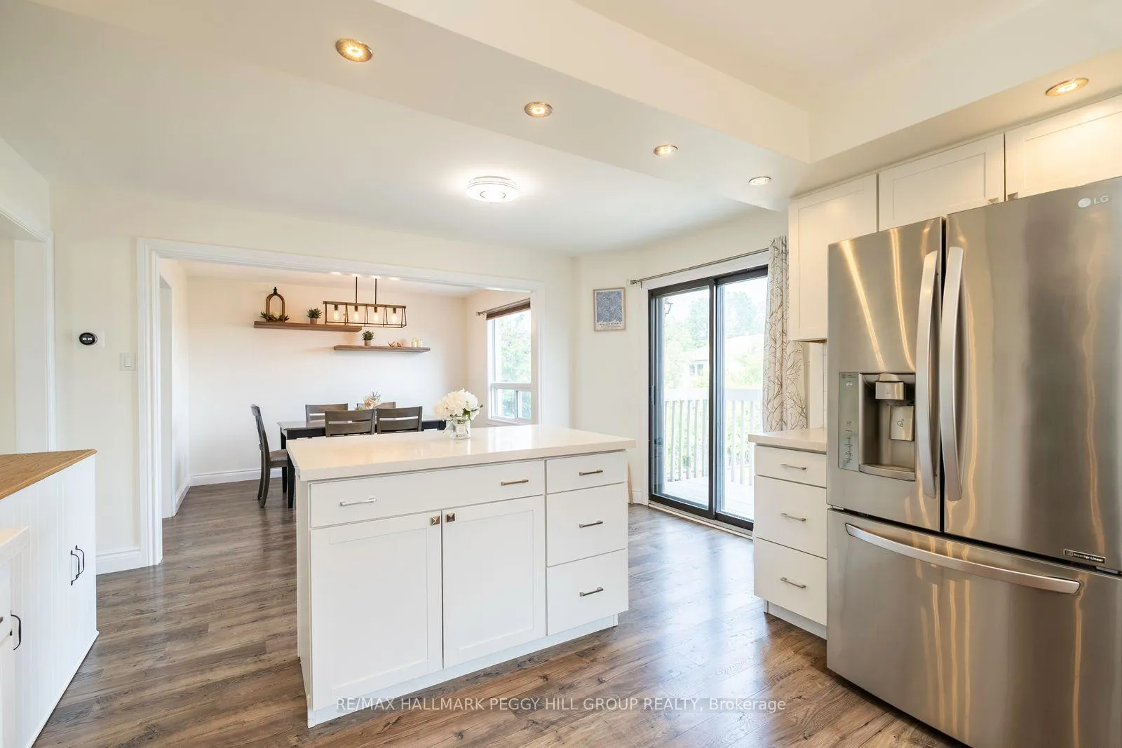 Photo 4 of 12 Cuthbert Street, Barrie, Ardagh — HOMEH