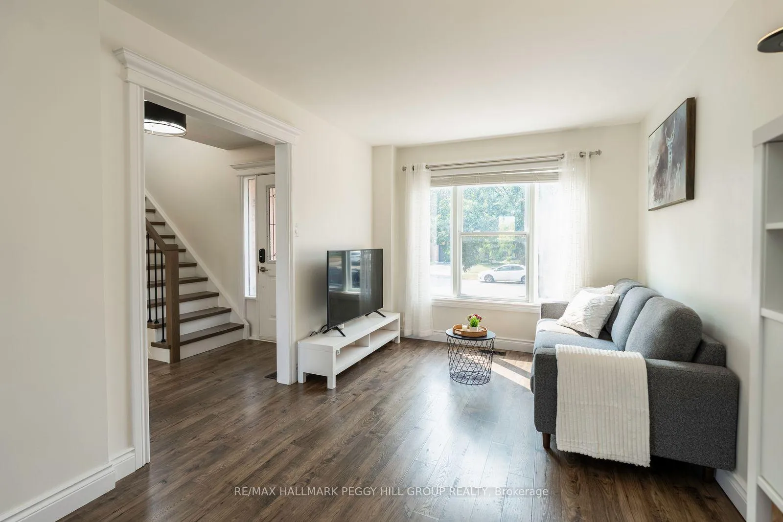 Photo 6 of 12 Cuthbert Street, Barrie, Ardagh — HOMEH