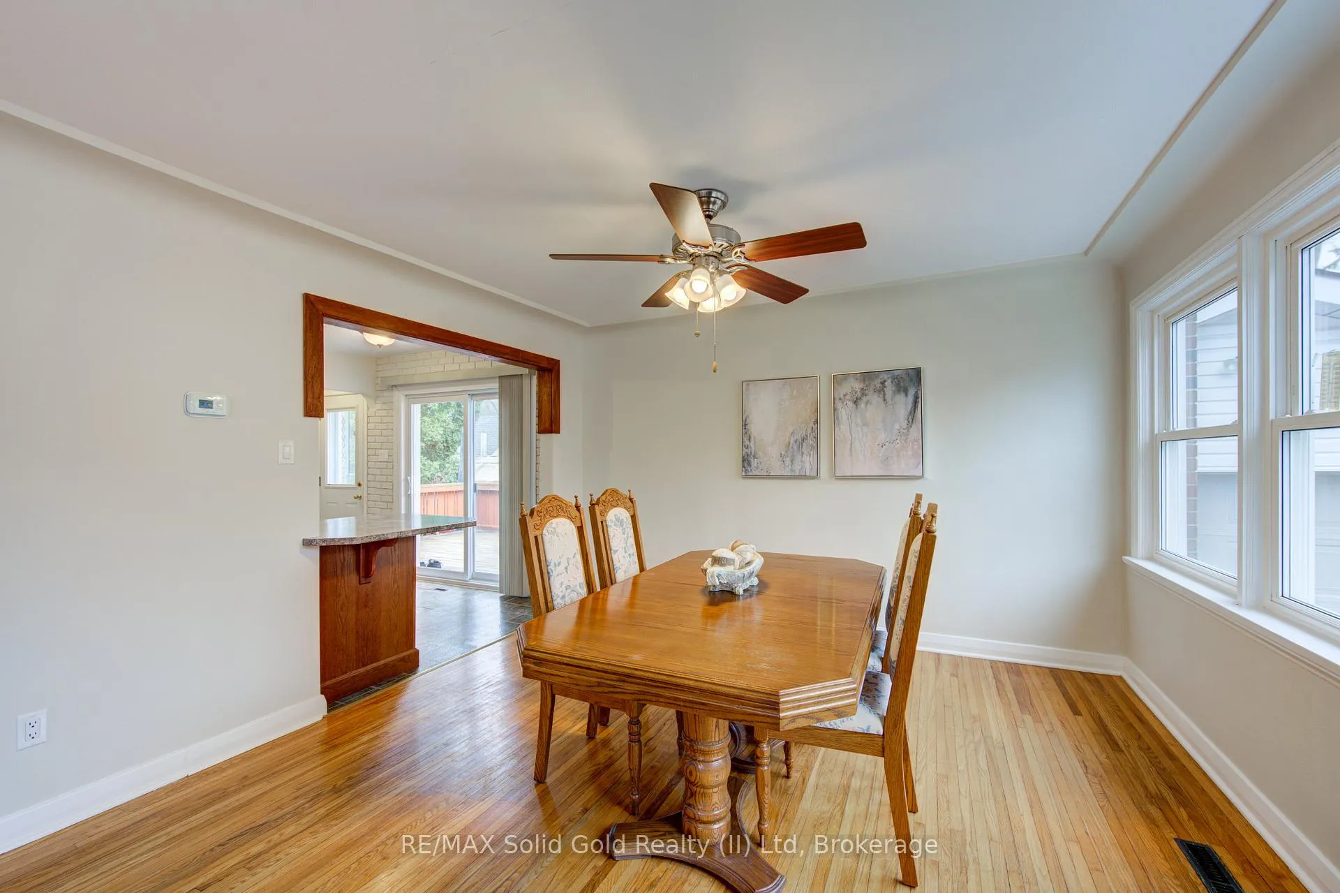 Photo 6 of 133 Glastonbury Crescent, Stratford — HOMEH