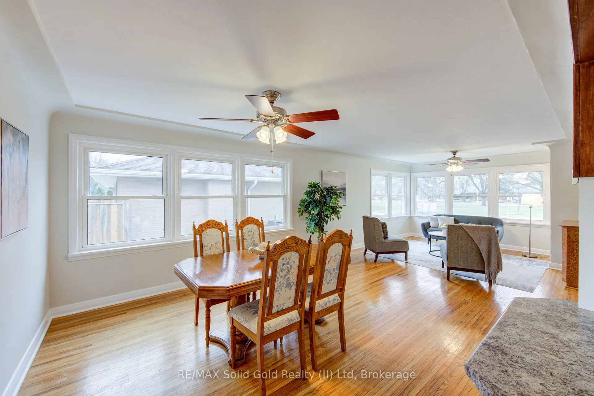 Photo 7 of 133 Glastonbury Crescent, Stratford — HOMEH