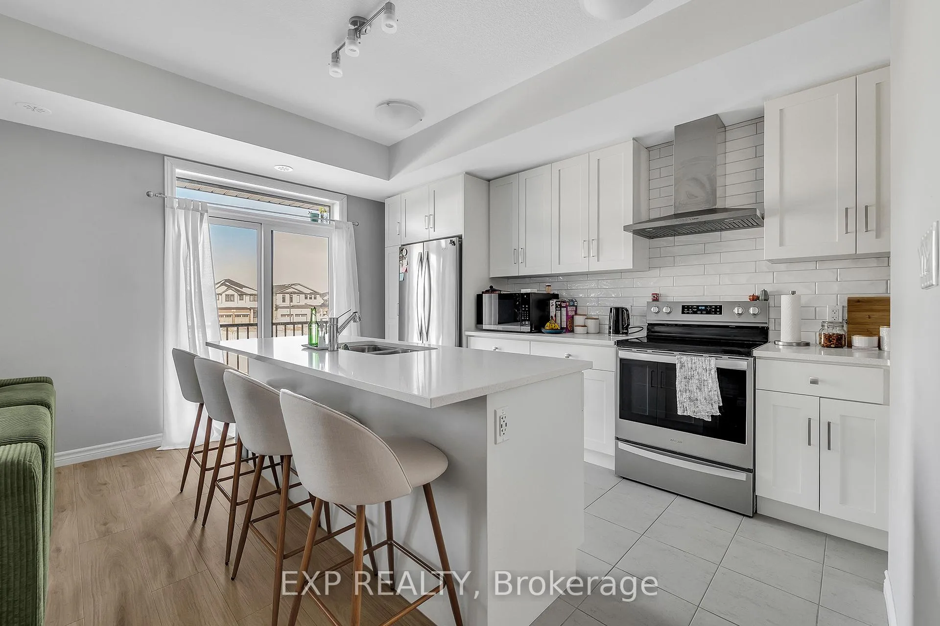 Photo 2 of 106 Lomond Lane, Kitchener, Pioneer Park/Doon/Wyldwoods — HOMEH