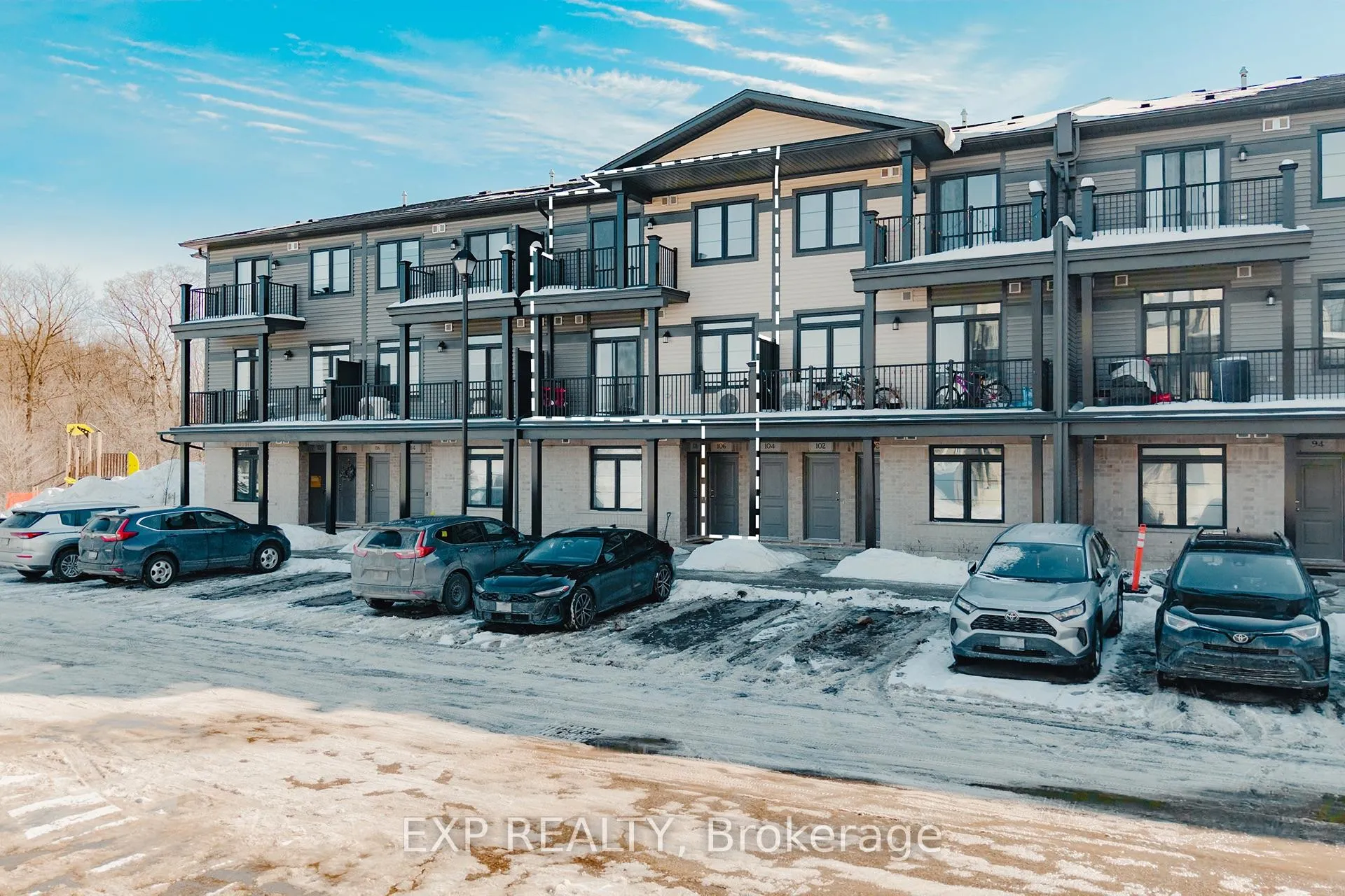 Photo 1 of 106 Lomond Lane, Kitchener, Pioneer Park/Doon/Wyldwoods — HOMEH