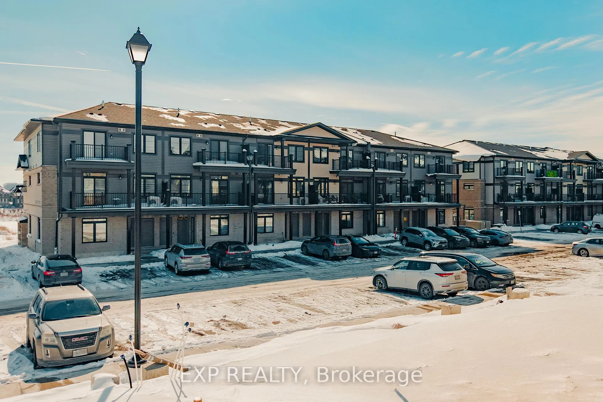 Photo 4 of 106 Lomond Lane, Kitchener, Pioneer Park/Doon/Wyldwoods — HOMEH