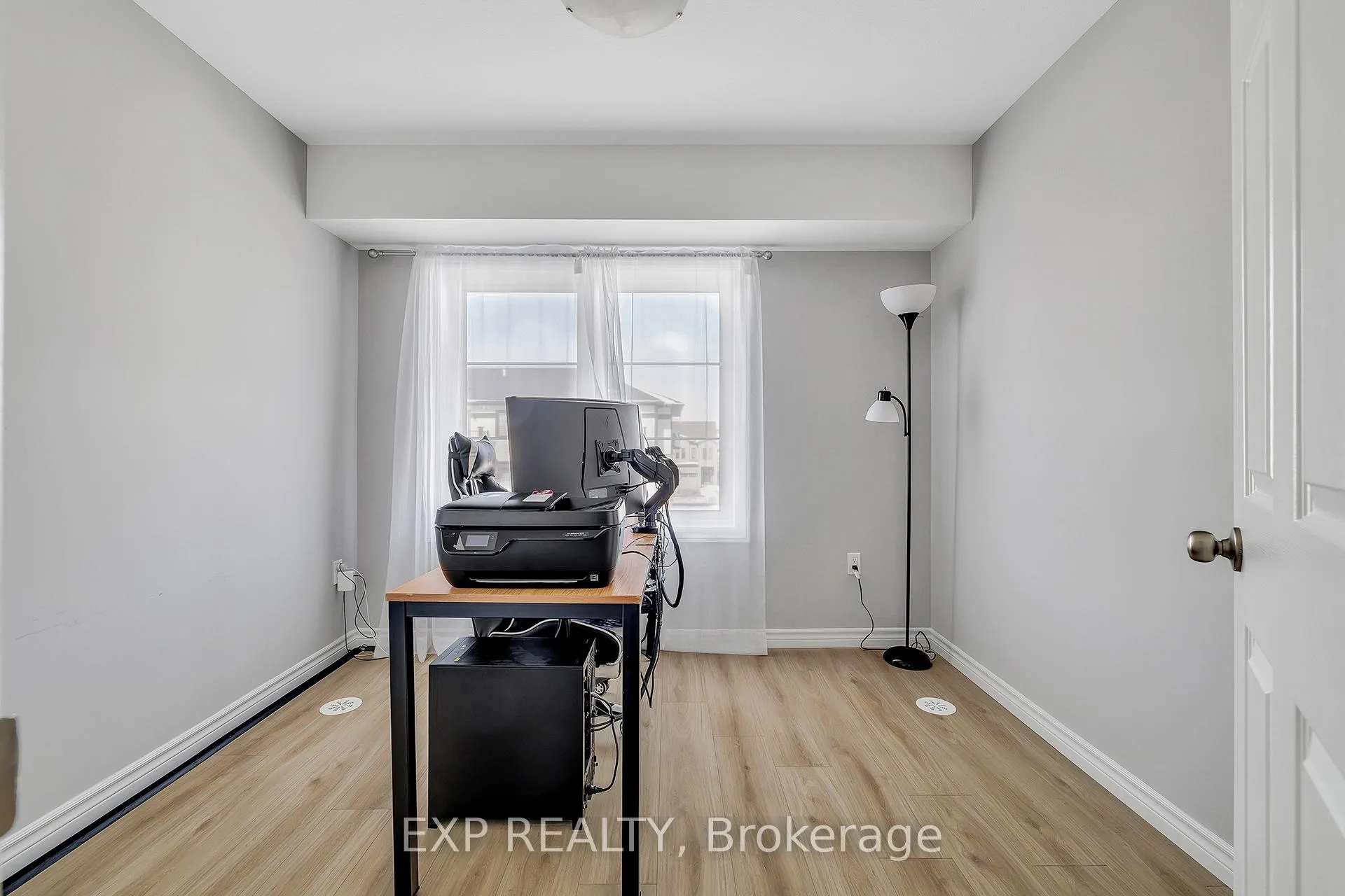 Photo 18 of 106 Lomond Lane, Kitchener, Pioneer Park/Doon/Wyldwoods — HOMEH