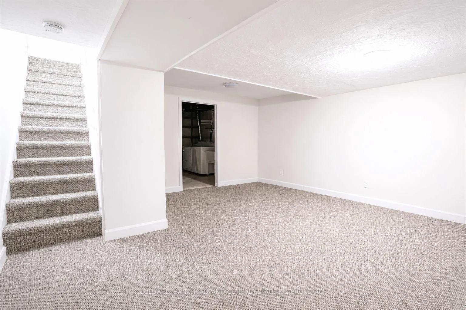 Photo 16 of 5815 Swayze Drive, Niagara Falls, Church's Lane — HOMEH