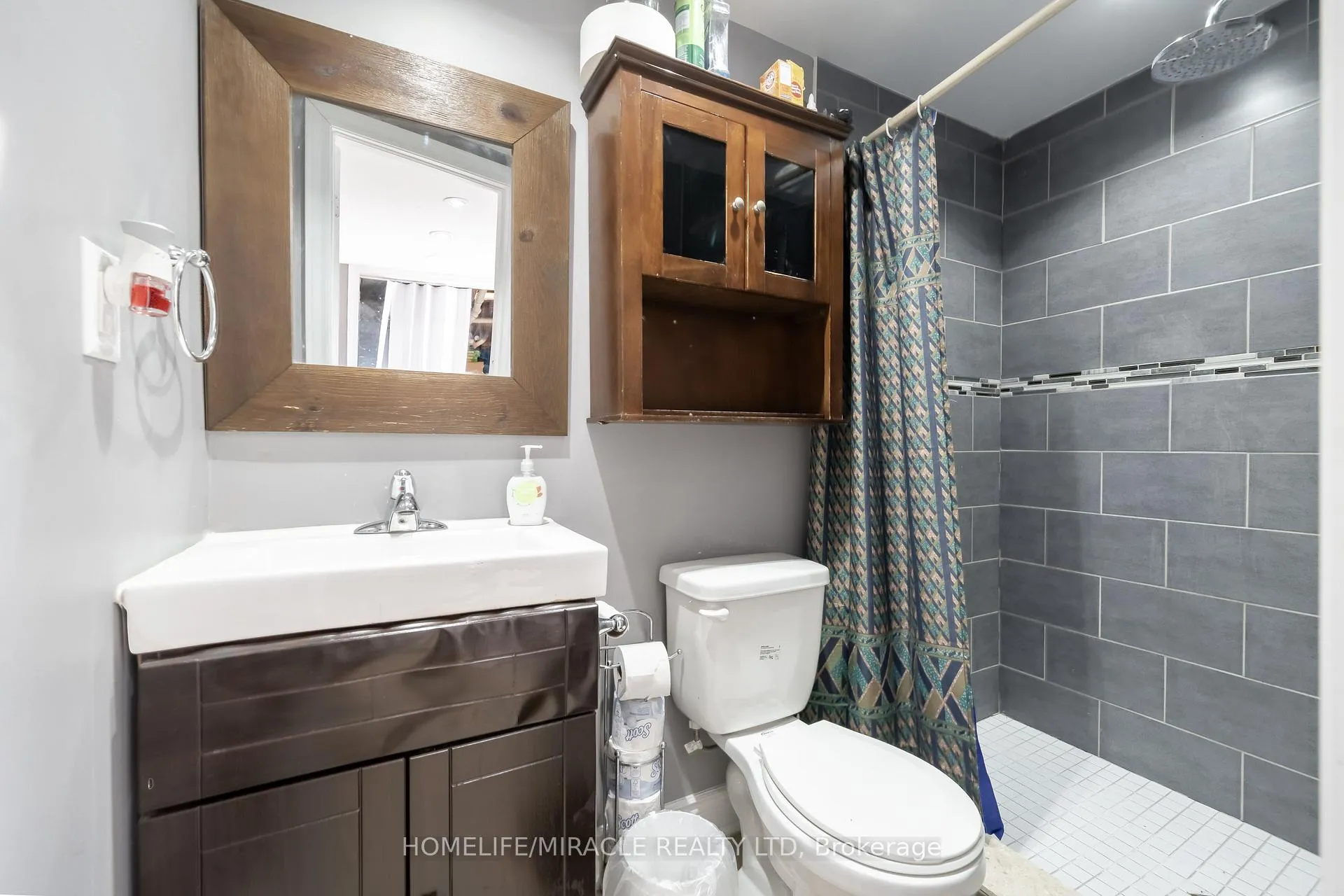 Photo 14 of Unit 150, 150 Enderby Crescent, Brampton, Southgate — HOMEH