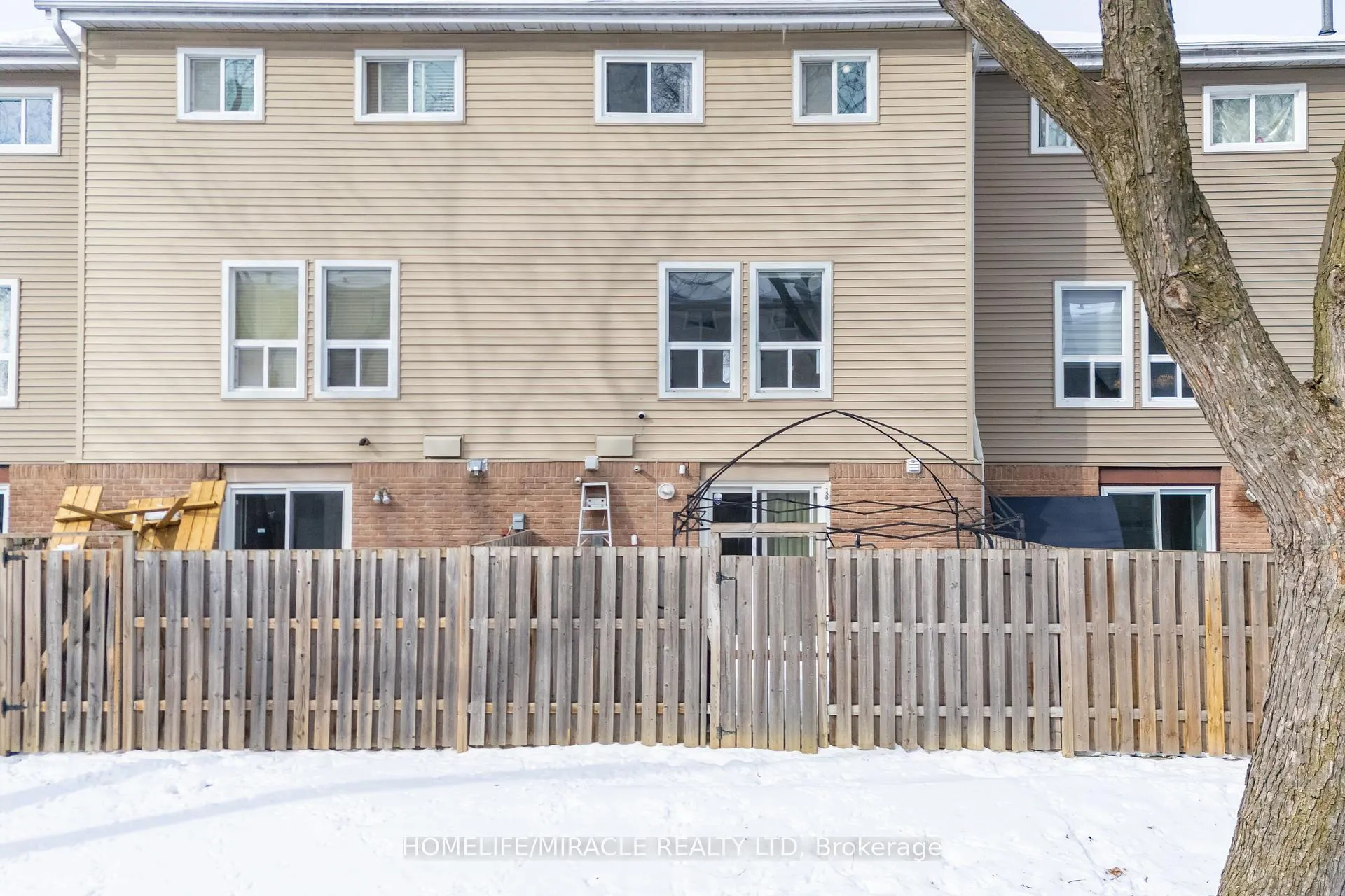 Photo 26 of Unit 150, 150 Enderby Crescent, Brampton, Southgate — HOMEH