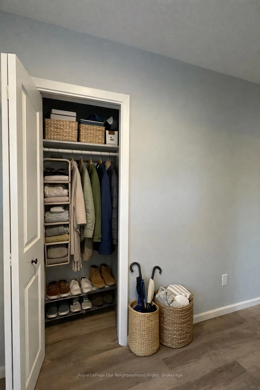 Photo 5 of Unit 1, 1382 Leighton Road N, Peterborough, Northcrest Ward 5 — HOMEH