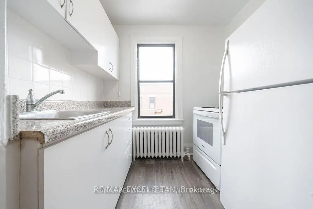 Photo 7 of Unit 12A, 2 Kingston Road, Toronto, Woodbine Corridor — HOMEH