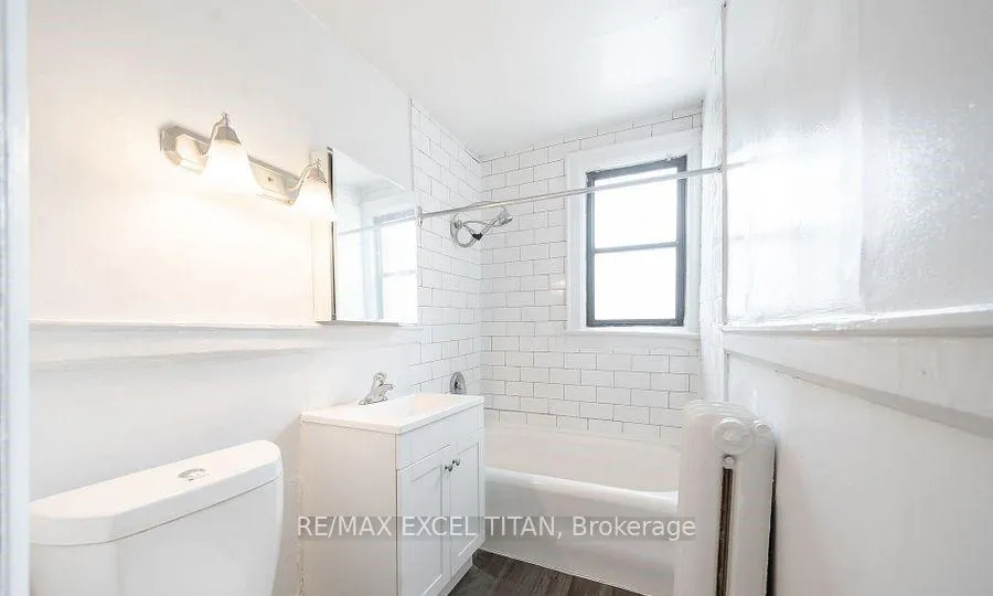 Photo 8 of Unit 12A, 2 Kingston Road, Toronto, Woodbine Corridor — HOMEH