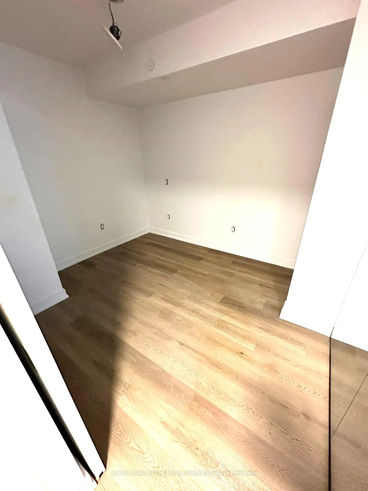 Photo 9 of Unit 819, 1 Jarvis Street, Hamilton, Beasley — HOMEH