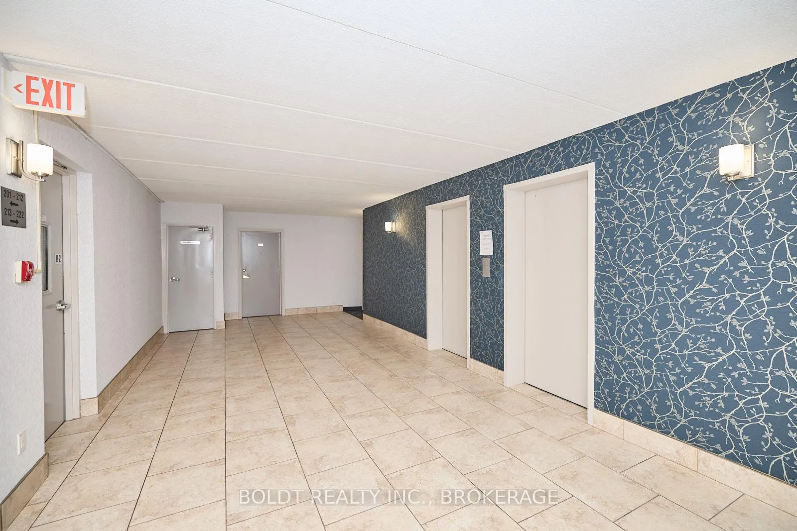 Photo 5 of Unit 219, 198 Scott Street, St. Catharines, Fairview — HOMEH