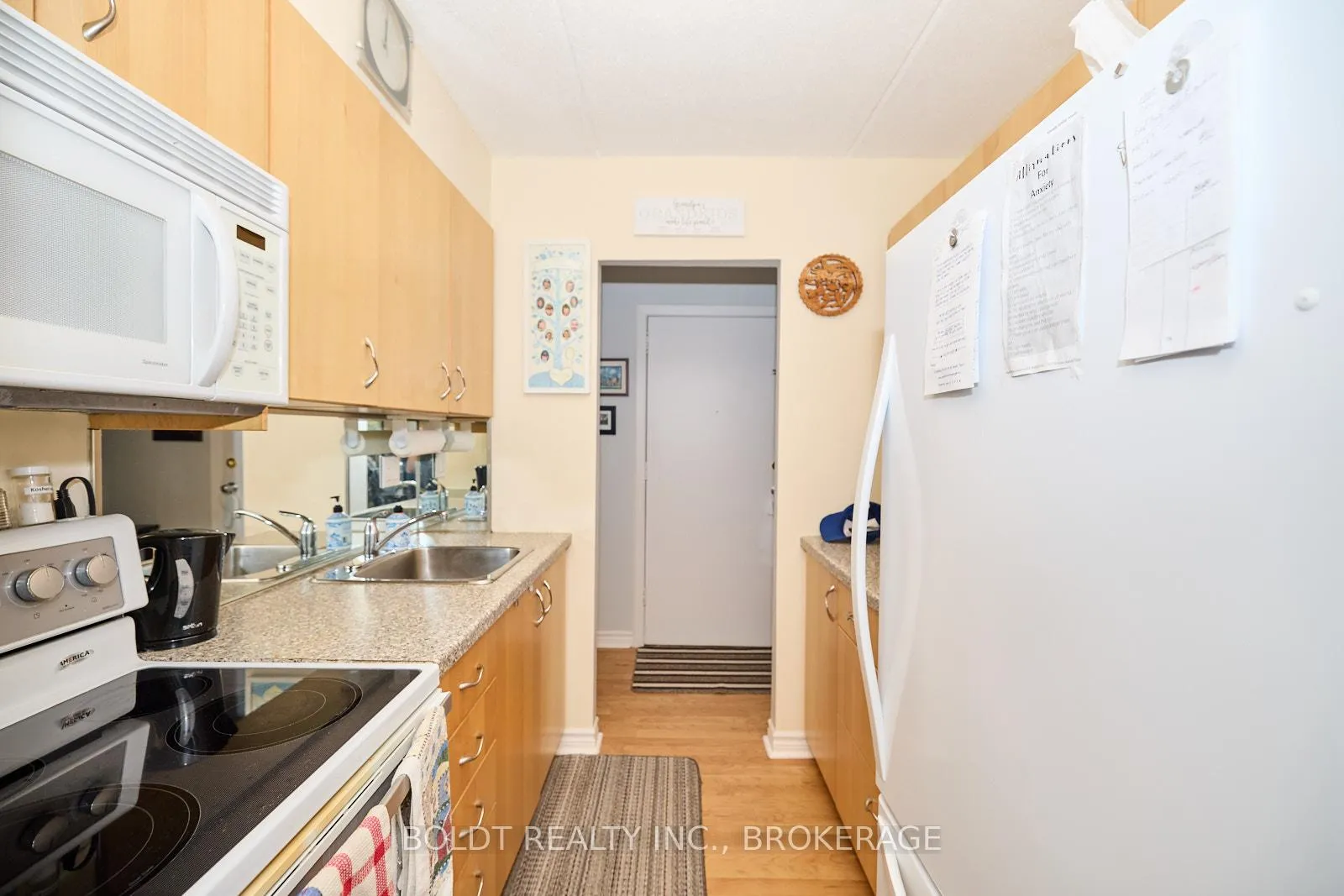 Photo 7 of Unit 219, 198 Scott Street, St. Catharines, Fairview — HOMEH