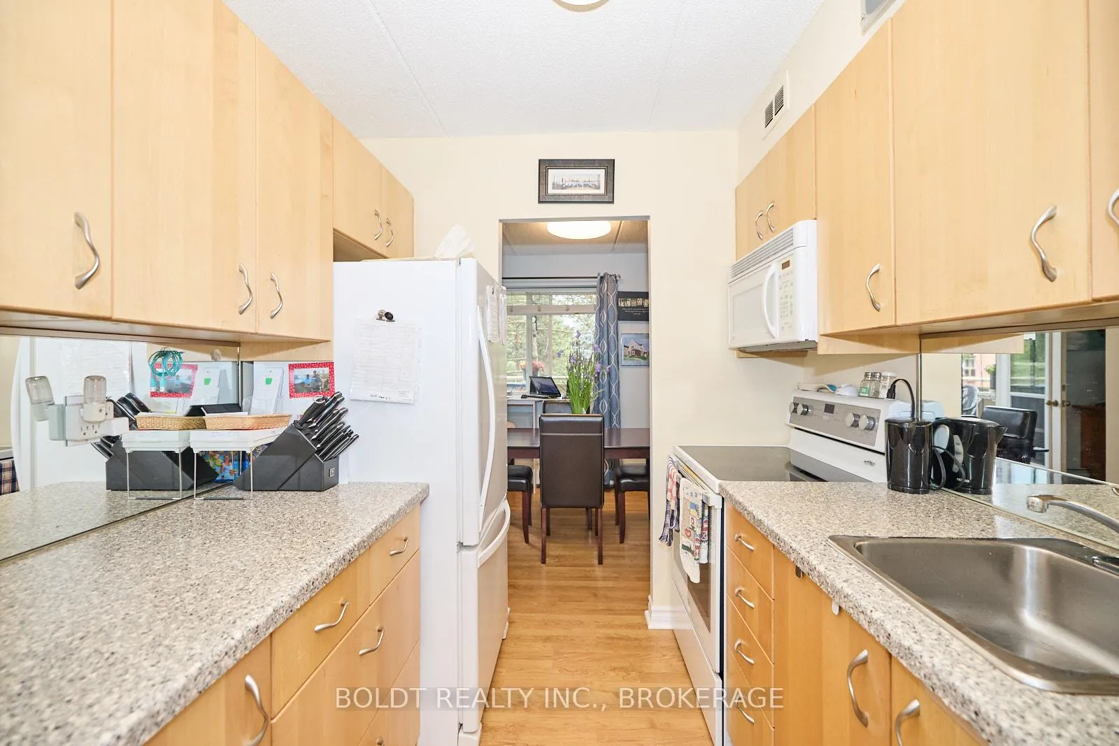 Photo 8 of Unit 219, 198 Scott Street, St. Catharines, Fairview — HOMEH