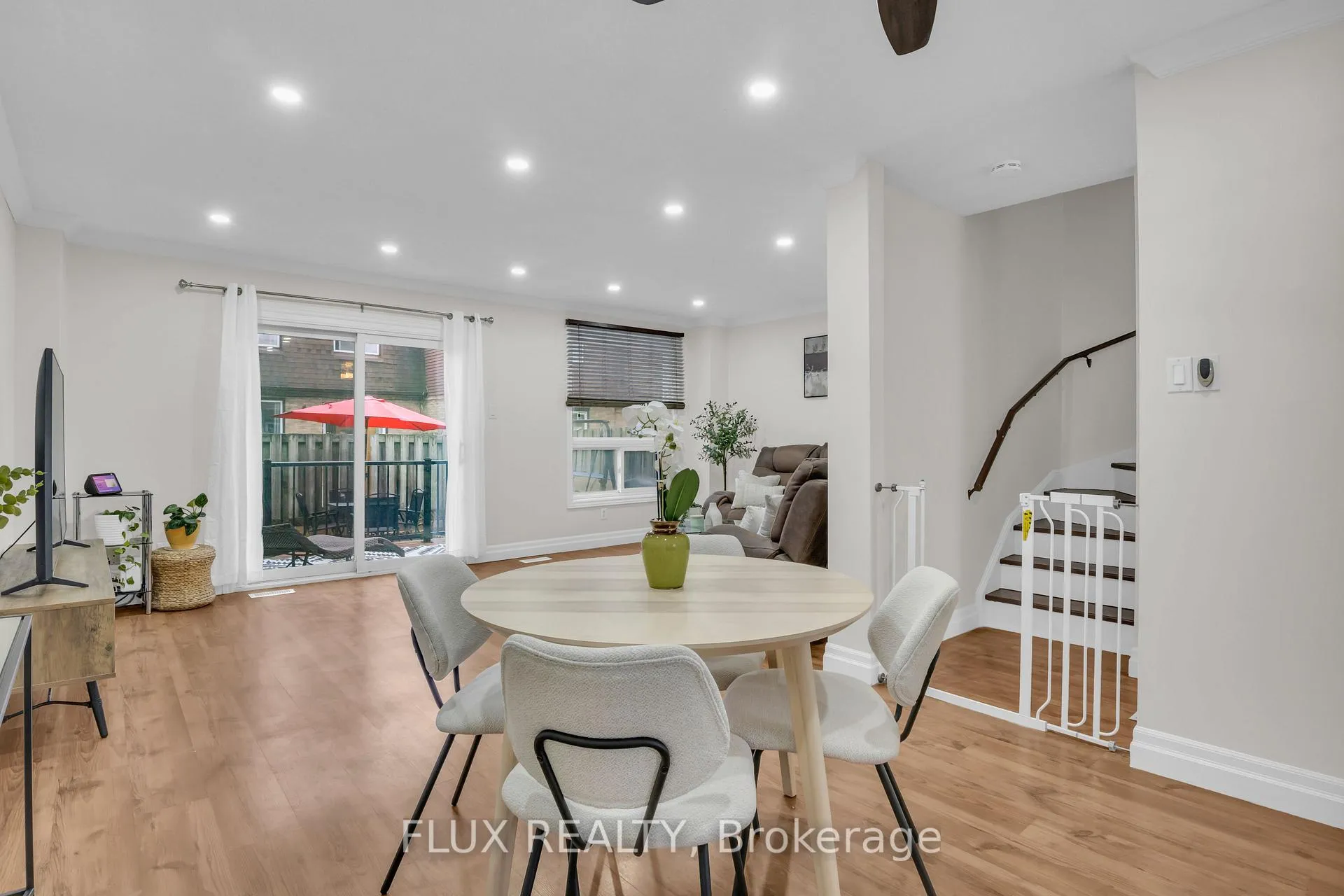 Photo 5 of Unit 17, 175 Siebert Avenue, Kitchener — HOMEH