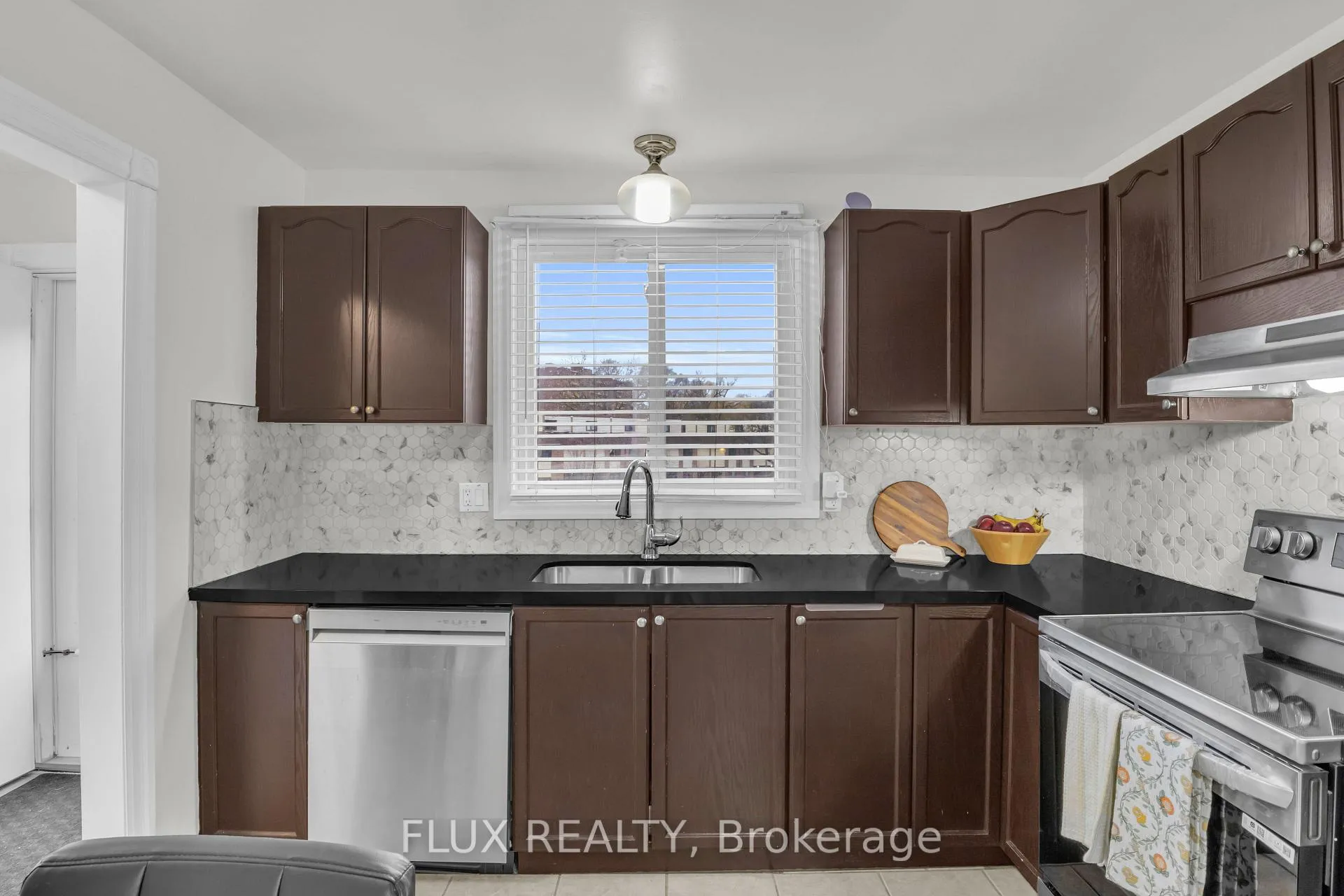 Photo 6 of Unit 17, 175 Siebert Avenue, Kitchener — HOMEH