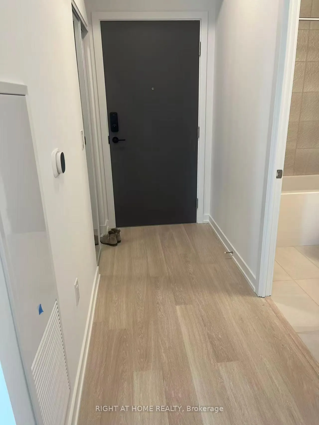Photo 4 of Unit A2102, 9763 Markham Road, Markham, Greensborough — HOMEH