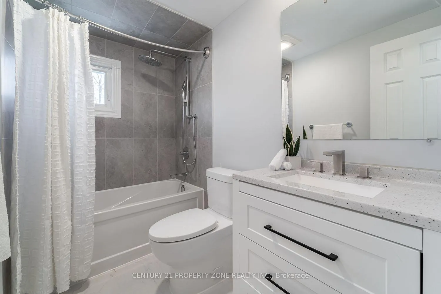 Photo 38 of 39 Sylvia Street, Barrie, Grove East — HOMEH