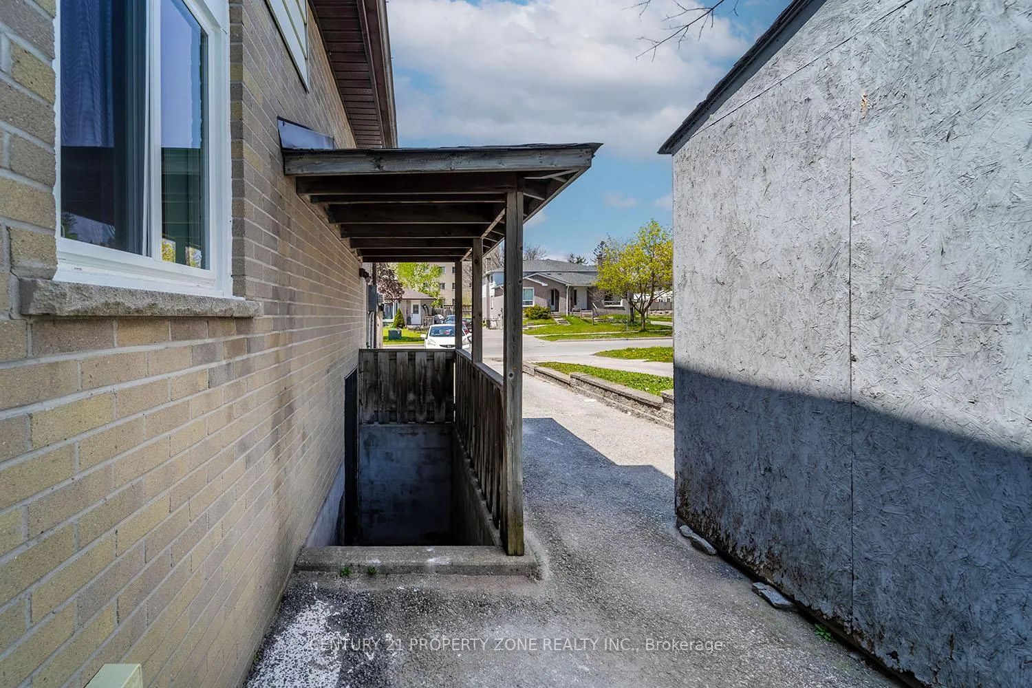 Photo 50 of 39 Sylvia Street, Barrie, Grove East — HOMEH
