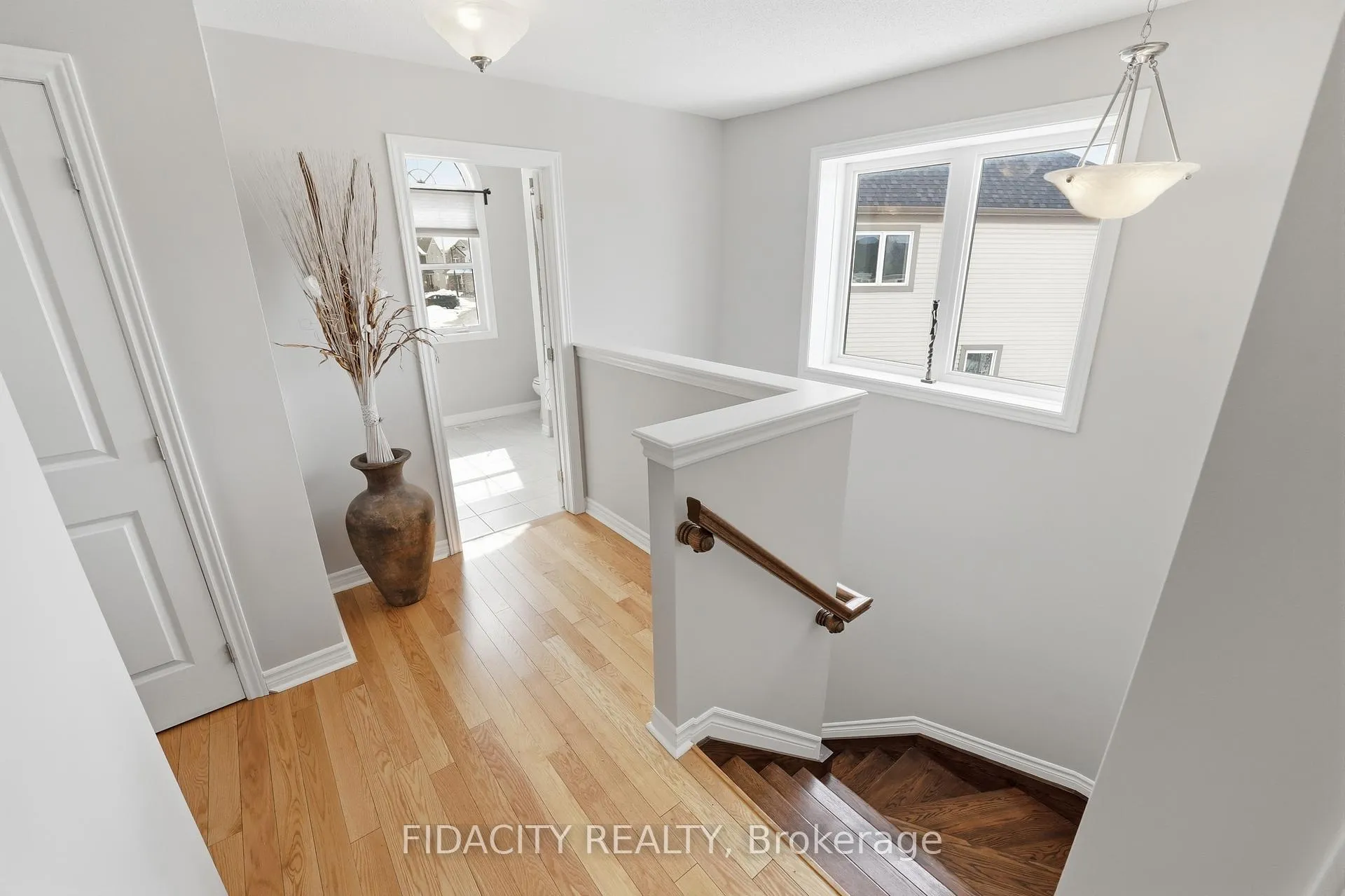 Photo 20 of 16 Sweetbay Circle, Ottawa, Stittsville (North) — HOMEH